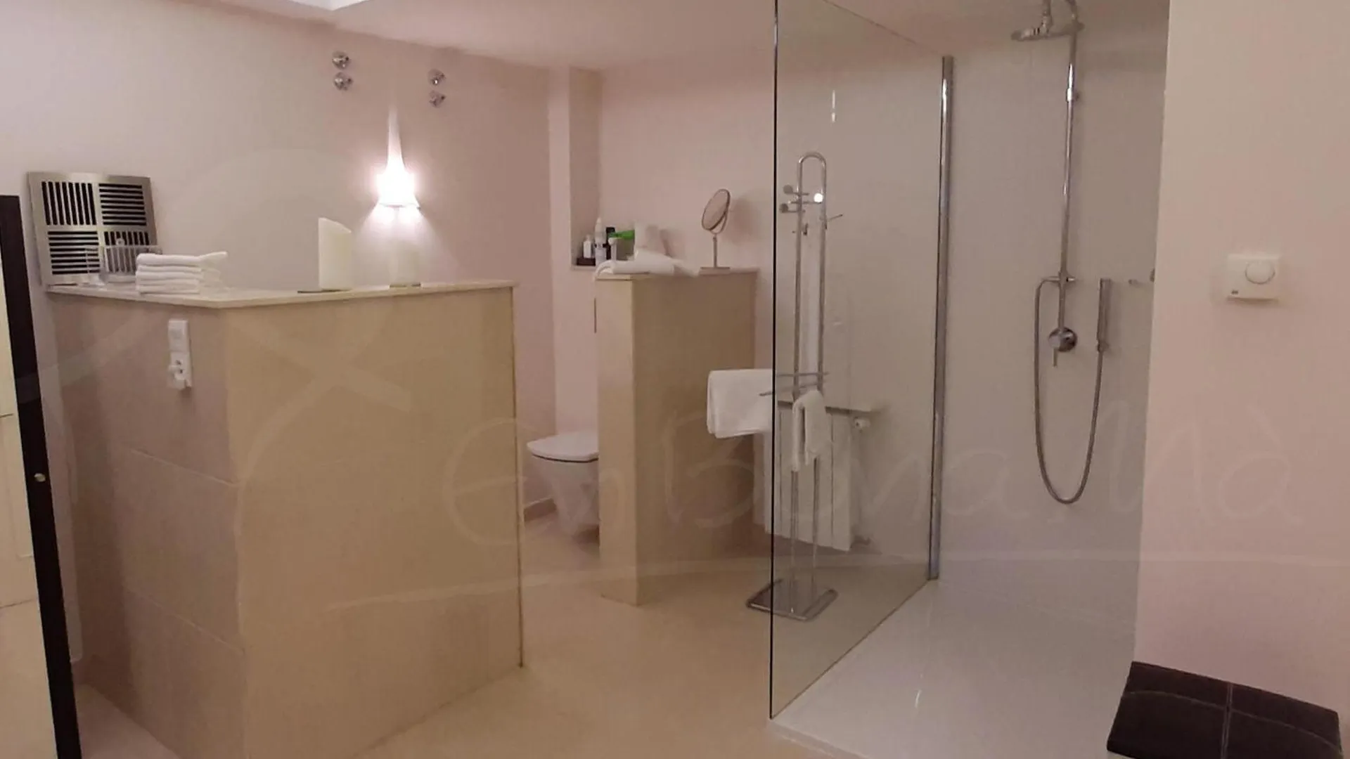 Alquiler De Espaciosa Casa En Privilegiada Zona Residencial Cercana A Roses Y Empuriabrava - Es-366-9 Palau Saverdera 0*,  Spain